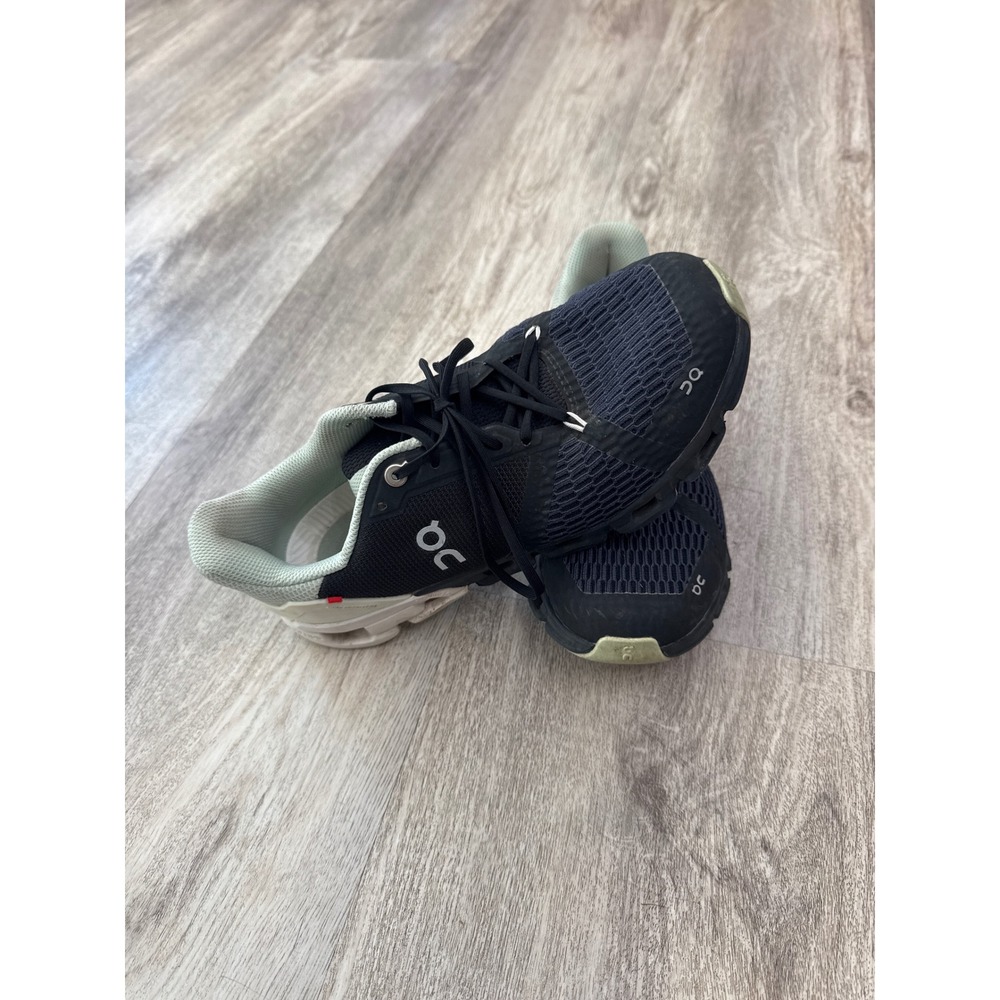 On Running Cloudflyer Womens 7 Black Rock Road Running Shoes 51.99066 Wide D